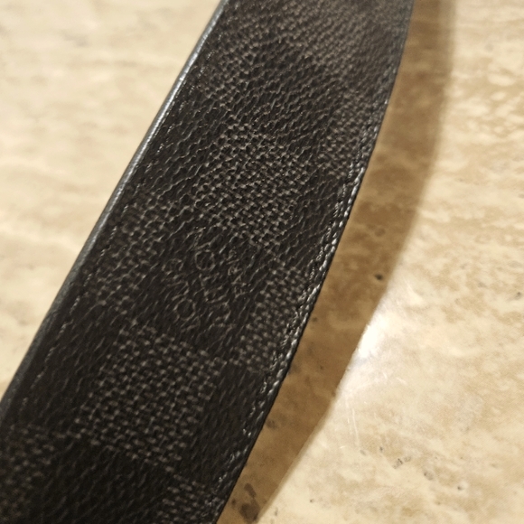 LOUIS VUITTON INVENTEUR 101,avenue desk Champs-Elysees, PARIS - Picture 4 of 5